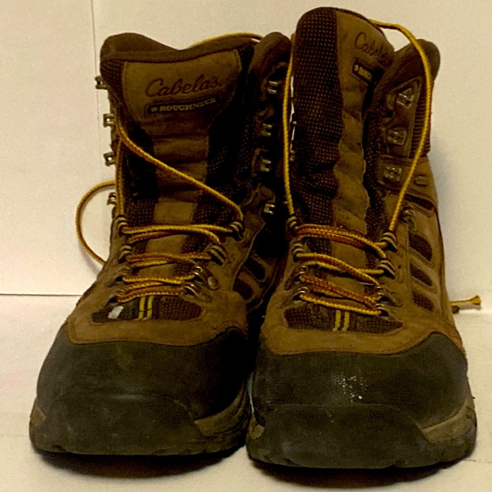 Cabela’s Roughneck Boots size 9.5